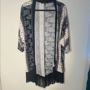 Sweet Rain Floral Fringe Kimono
